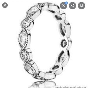 Pandora Ring